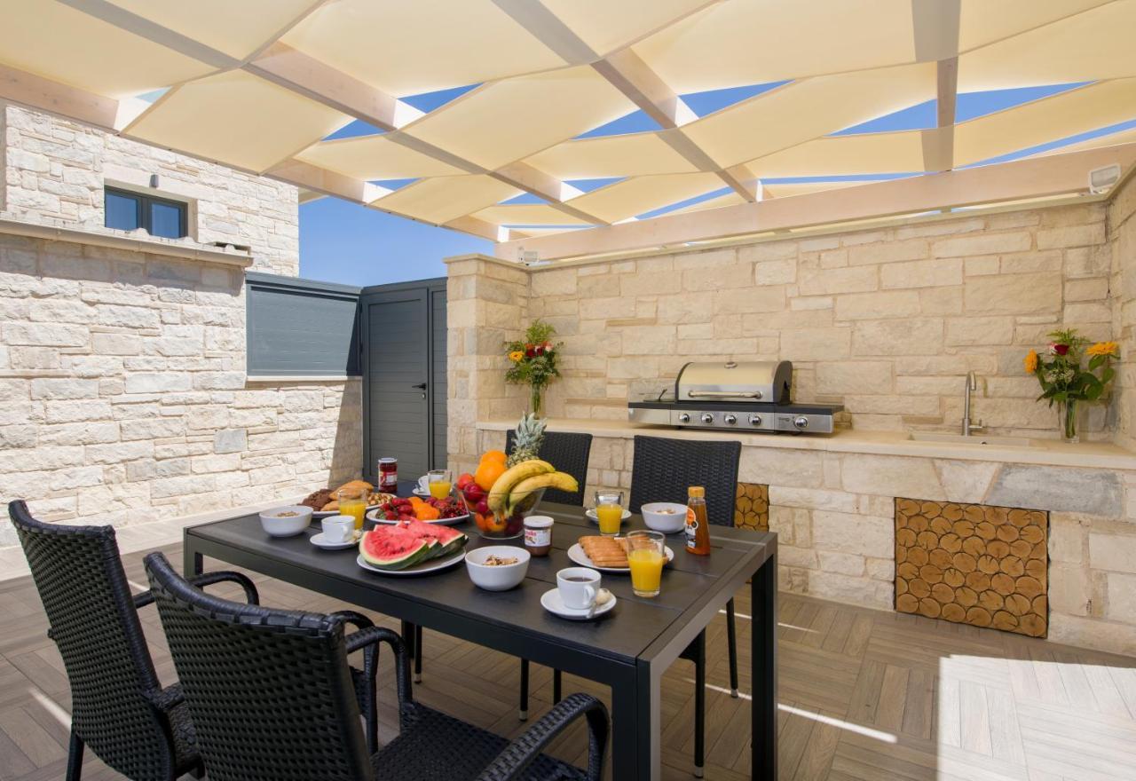 Twin'S Home Luxury Suites Alikianos Экстерьер фото