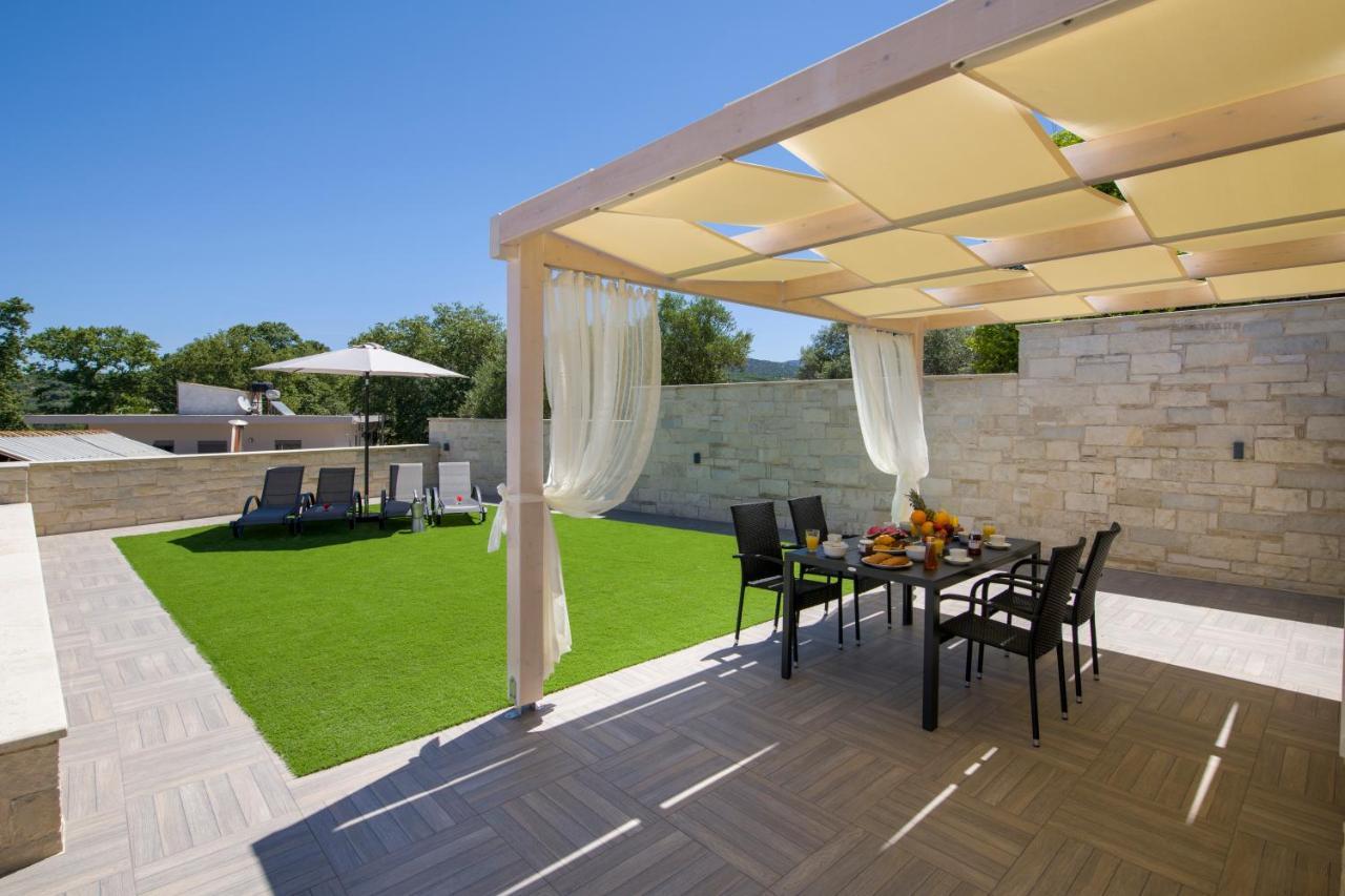 Twin'S Home Luxury Suites Alikianos Экстерьер фото